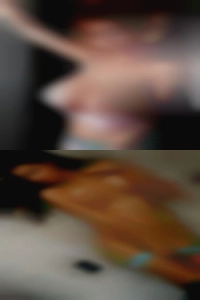 Swinging cam woman who like to suck fuck the girls.
